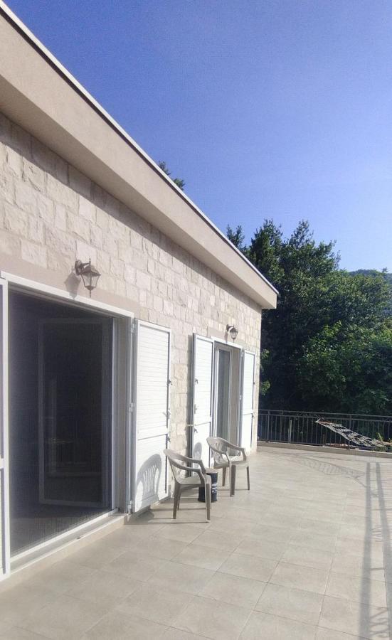 Guesthouse Nikoleta 2 Kotor Luaran gambar